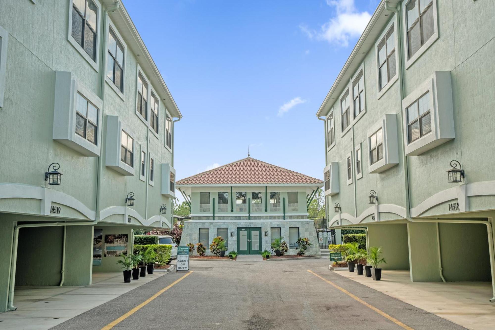 Long Weekend Escape - Townhome By Disney! 奥兰多 外观 照片